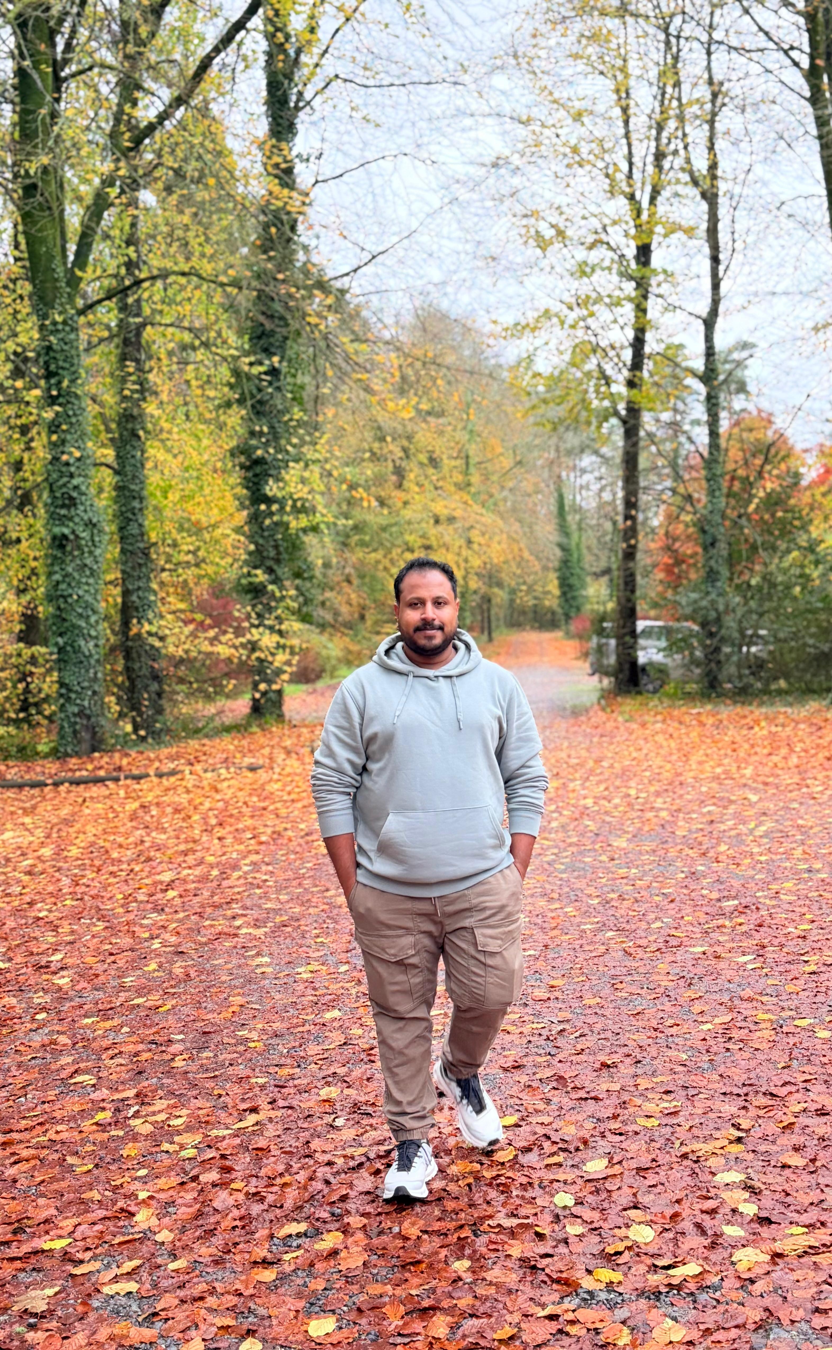 Healthcare Professional Matrimony Groom, customer reference - UK2025793078