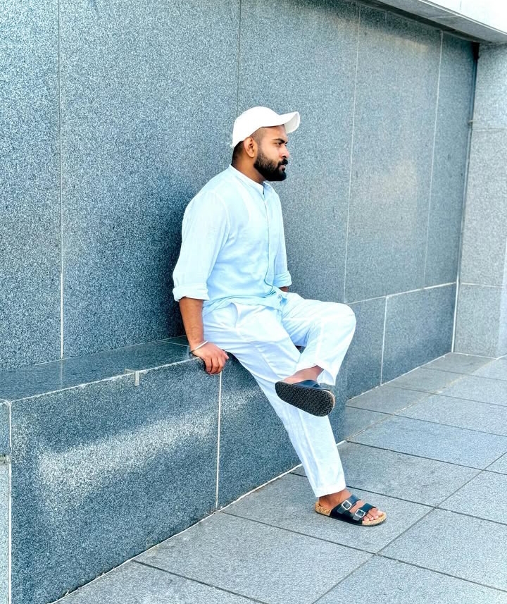 Supervisor / Store Manager Matrimony Groom, customer reference - UK2026674790